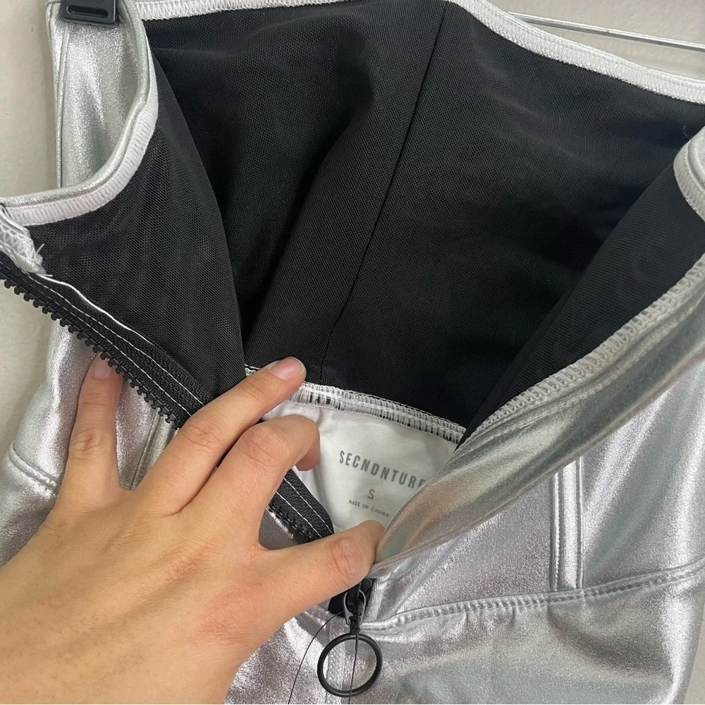 NWT  Silver Waist Trainer Biker Shorts - Small - Picture 4 of 7